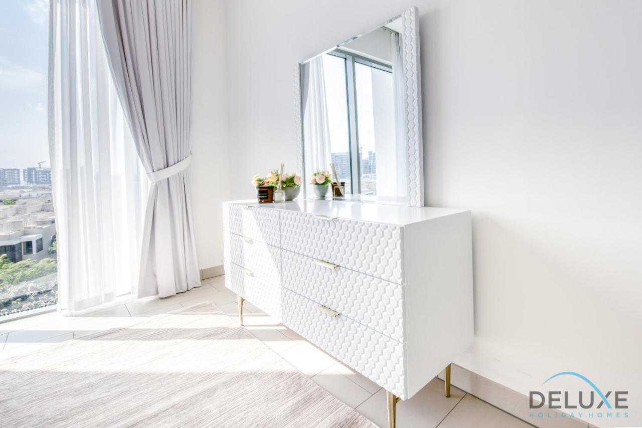 Notable 2Br At Sobha Hartland Greens Mbr City By Deluxe Holiday Homes Dubai Exteriör bild