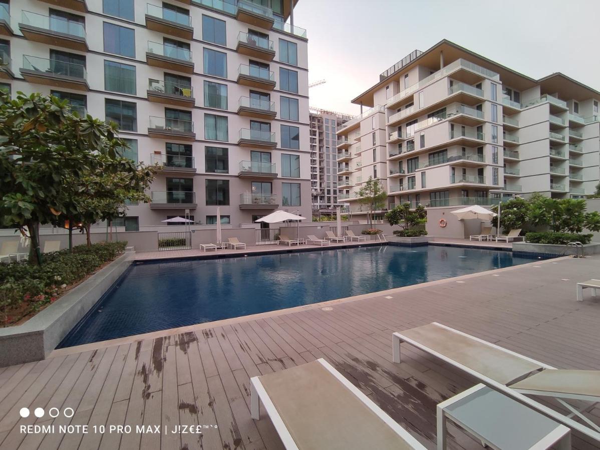 Notable 2Br At Sobha Hartland Greens Mbr City By Deluxe Holiday Homes Dubai Exteriör bild